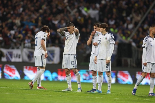 ITÁLIA FORA DA COPA