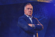 Dick Advocaat se torna o treinador mais velho da história da Copa