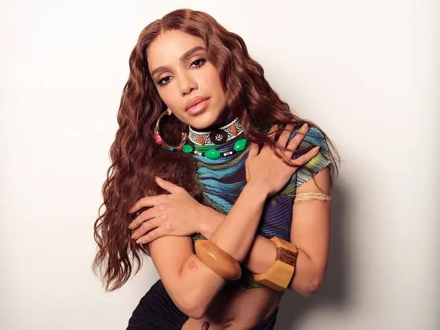 Anitta será uma das atrações nas cerimônias de abertura da copa