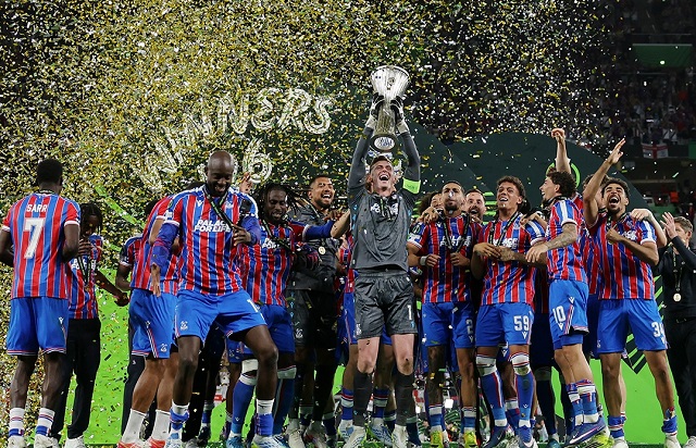 Crystal Palace vence o Rayo Vallecano e conquista título inédito da Conference League