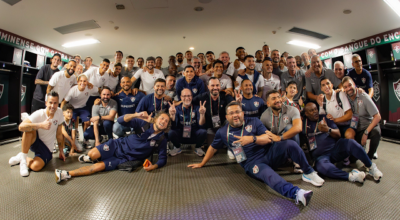 Fluminense vence e Corinthians avança apesar da derrota em noite decisiva da Libertadores