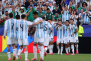Argentina x Áustria vale a liderança do Grupo J; veja escalações e onde assistir