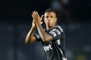 Danilo expressa gratidão ao Botafogo pela convocação