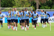 Jude Bellingham recebe a camisa 10 da seleção da Inglaterra