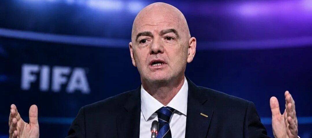 Infantino vê Copa 2026 como sonho realizado e passo político
