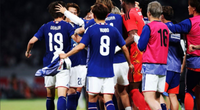 Japão aproveita nova regra de substituições e vence Islândia
