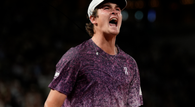 João Fonseca faz história e vAi às quartas em Roland Garros