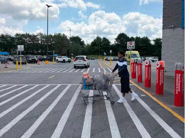 Lamine Yamal vai ao supermercado nos EUA e viraliza