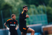 Koeman comenta situação de Memphis e mantém mistério sobre estreia na copa
