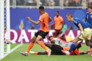 Holanda atropela a Suécia e garante vaga no mata-mata da Copa do Mundo