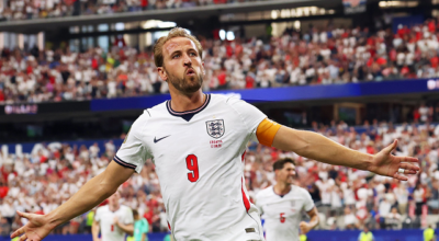 Inglaterra vence Croácia em jogo de seis gols e larga na frente na Copa do Mundo