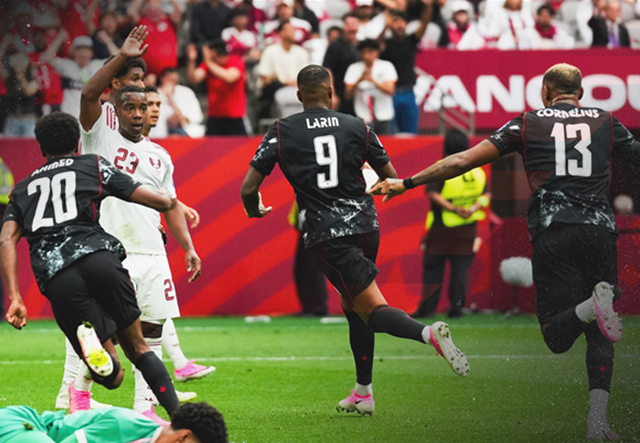 Canadá goleia Catar por 6 a 0 e assume liderança do Grupo B da Copa do Mundo
