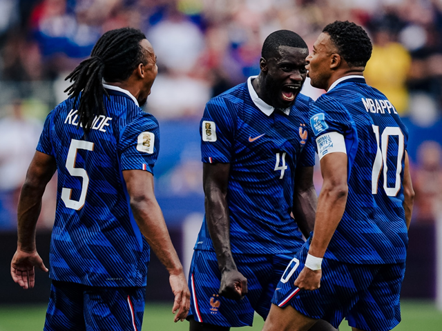 França goleia Iraque em jogo que durou mais de quatro horas