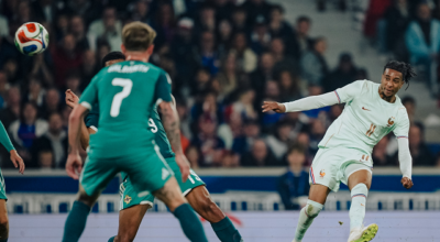 Olise marca três vezes, França vence Irlanda do Norte antes da copa