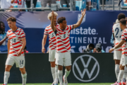 Estados Unidos e Paraguai estreiam na Copa; veja escalações e onde assistir
