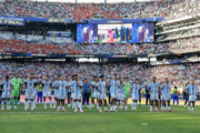 Milei anuncia feriado na Argentina para homenagear campanha da seleção na Copa