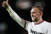 Bowen confirma permanência no West Ham mesmo com rebaixamento