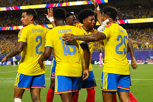 Colômbia vence Gana com gol de Arias e encara a Suíça nas oitavas da Copa
