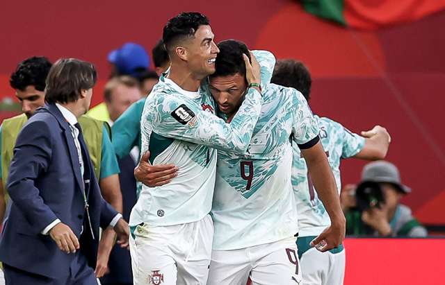 Cristiano Ronaldo decide, Portugal vira sobre a Croácia e garante vaga nas oitavas