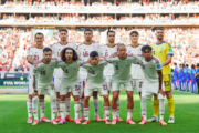 Camisa branca da Espanha carrega histórico de azar em Copas; entenda