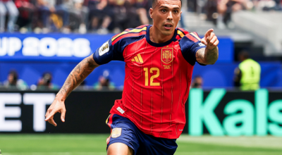 Espanha domina a Áustria, vence por 3 a 0 e avança às oitavas da Copa do Mundo