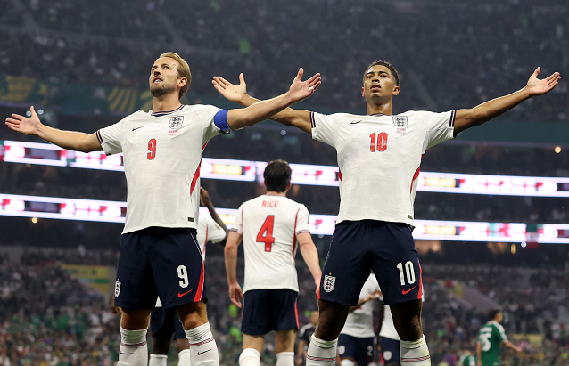 Inglaterra supera reação mexicana e elimina os anfitriões em jogaço da Copa