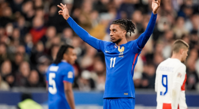 França avalia pedir à Fifa anulação de cartão amarelo recebido por Olise