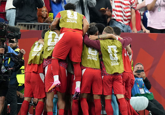 Suíça vence a Argélia, quebra jejum e avança para as oitavas