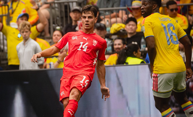 Suíça vence a Colômbia nos pênaltis e avança às quartas de final