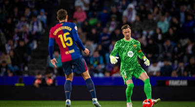 Ter Stegen viaja para Amsterdã e fica perto de acertar com o Ajax