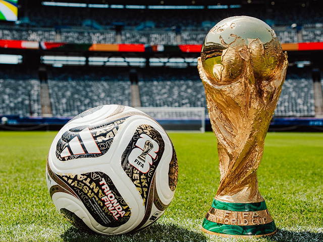 Adidas revela versão dourada da Trionda para a final da Copa do Mundo