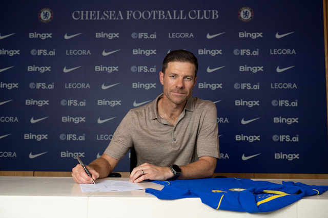Xabi Alonso assume o Chelsea e começa missão de recolocar clube no topo da Europa