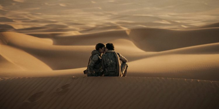 Cena do filme Duna (Dune: Part One, 2021) – Fonte: Warner Bros. Pictures / Legendary Entertainment; Villeneuve Films / Mary Parent; Denis Villeneuve; Cale Boyter; Joe Caracciolo Jr.