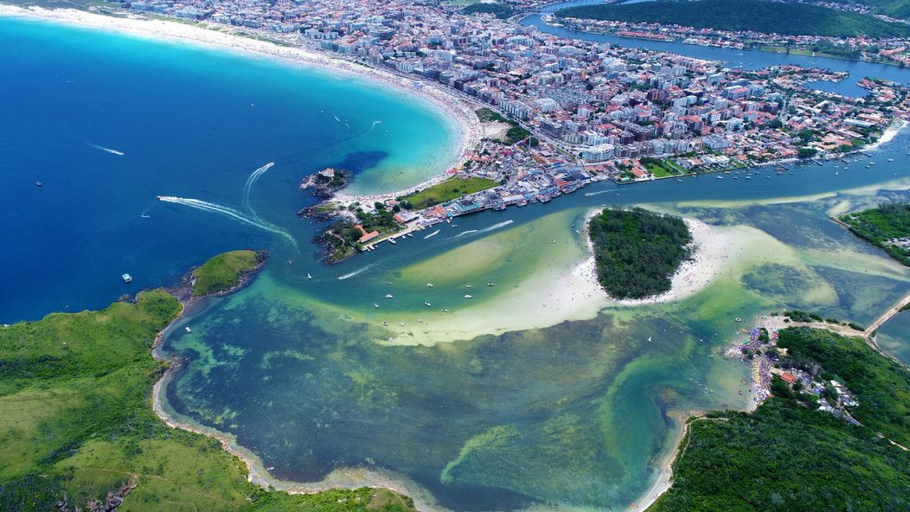Cabo Frio - Essa cidade é um destino do Rio de Janeiro que encanta com praias de águas cristalinas e areia branca