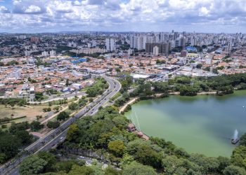 A metrópole do interior que combina aeroporto internacional, universidade de ponta e tem uma das melhores qualidades de vida do país