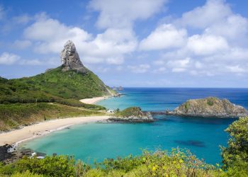 A ilha do Nordeste que virou o novo xodó de visitantes brasileiros e estrangeiros