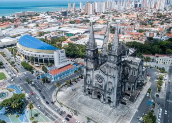 Cidade que conquista os turistas durante as férias
