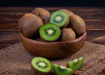 A fruta exótica que fortalece a imunidade e protege o coração vem conquistando espaço na mesa dos brasileiros pelo sabor doce e pelos nutrientes