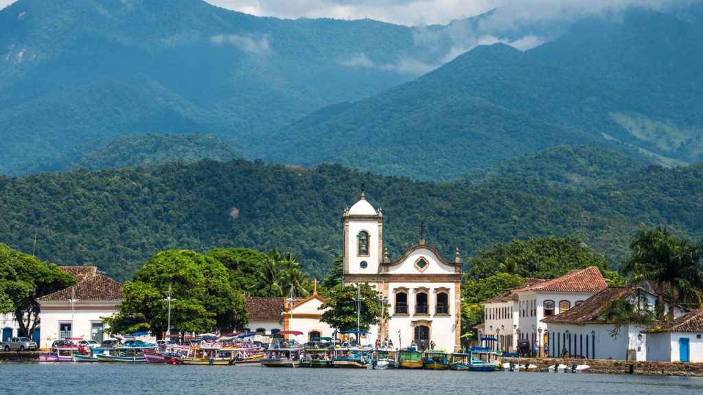 A revista Forbes elegeu esta cidade entre as 50 vilas mais bonitas do mundo e como única brasileira do ranking