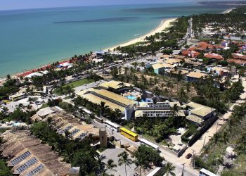 Esse destino da Bahia reúne praias paradisíacas, história do Brasil e festas animadas que atraem turistas o ano inteiro