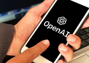 Empresa do ChatGPT impressiona criando um novo dispositivo em parceria com ex-Apple