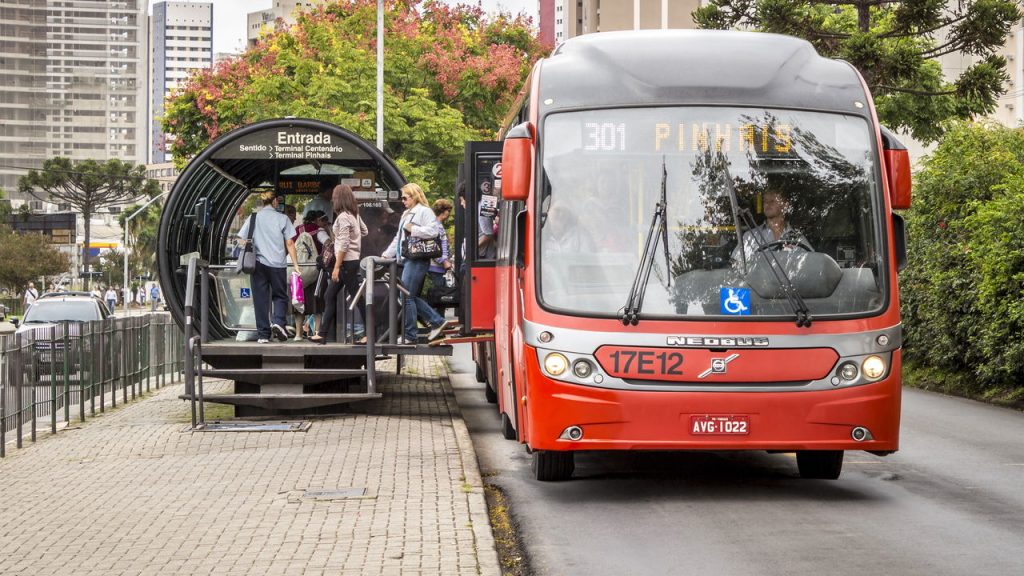 Todo brasileiro já sonhou em viver nessa cidade pela sua qualidade de vida e clima maravilhoso