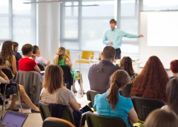 Caraguatatuba abre cursos gratuitos com foco em emprego e qualificação