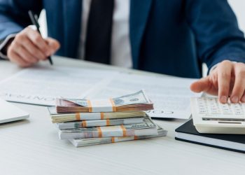 Entenda sua mente e transforme sua relação com o dinheiro