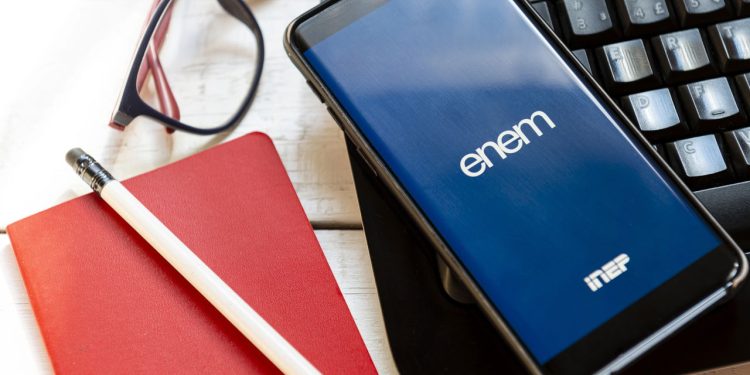 Vagas abertas para curso gratuito preparatório para o Enem