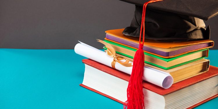 MEC abre inscrições para mestrado gratuito em Filosofia com 300 vagas em universidades federais