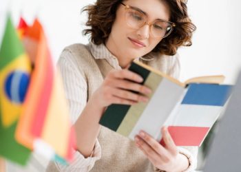 Instituto Federal abre vagas em cursos gratuitos de Francês online com certificado nacional e aulas ao vivo para iniciantes