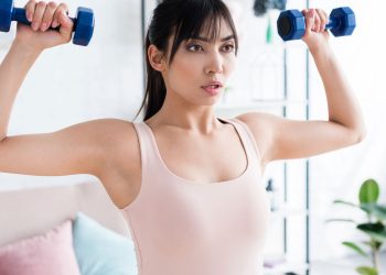 O treino mais eficaz para acabar com o sedentarismo sem sair de casa