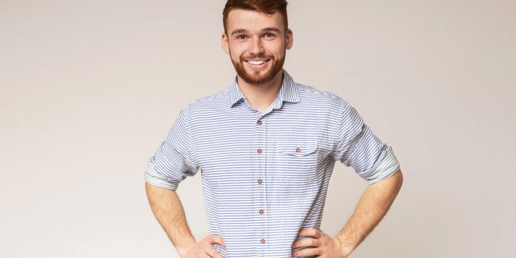 Psicólogos estão estudando esse gesto e o motivo pode surpreender você