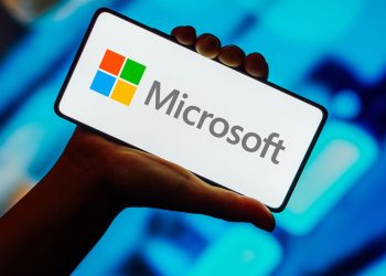 16 cursos grátis de IA Generativa com big techs na Coursera